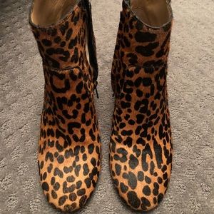 Banana republic leopard ankle boot